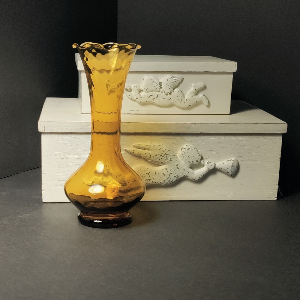HAND BLOWN VASE⭐